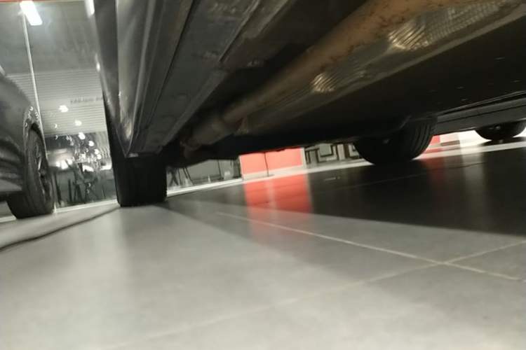 Used Li Auto L9 2022 Max model Right Side Sill