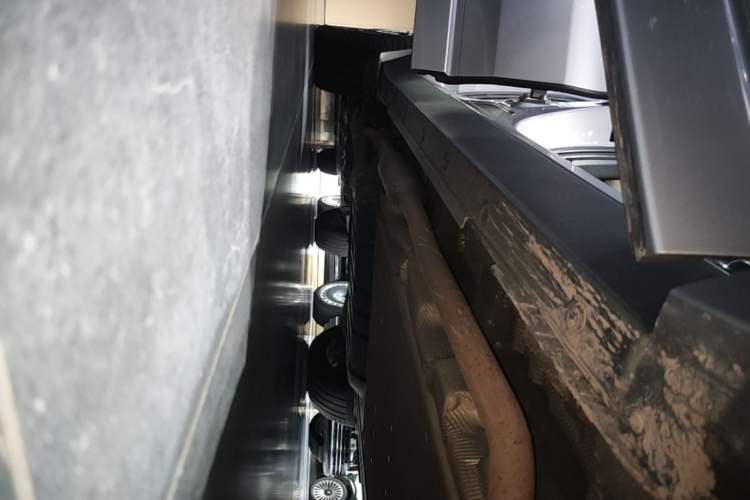 Used Li Auto L9 2022 Max model Right Side Sill