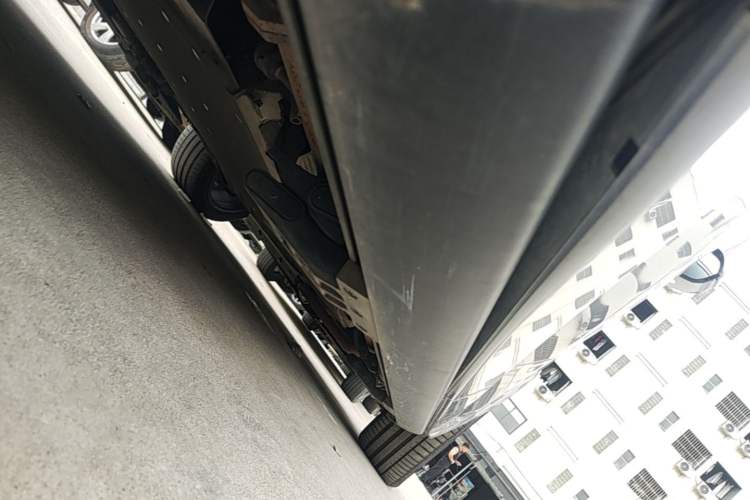 Used Li Auto L9 2022 Max model Right Side Sill
