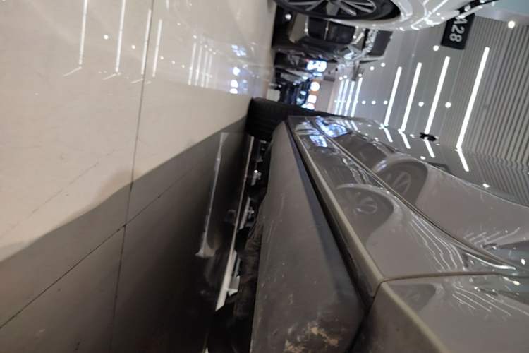Used Li Auto L9 2022 Max model Right Side Sill