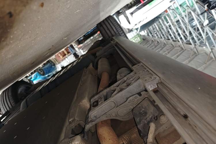 Used Li Auto L9 2022 Max model Right Side Sill