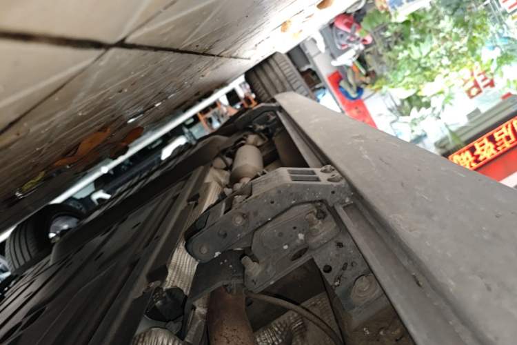 Used Li Auto L9 2022 Max model Right Side Sill
