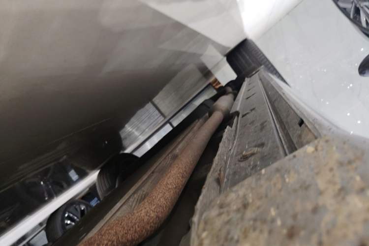 Used Li Auto L9 2022 Max model Right Side Sill