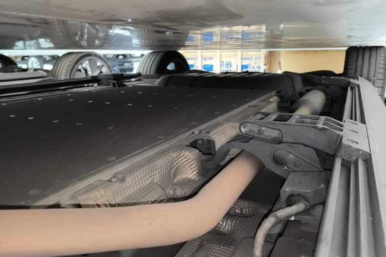 Used Li Auto L9 2022 Max model Right Side Sill