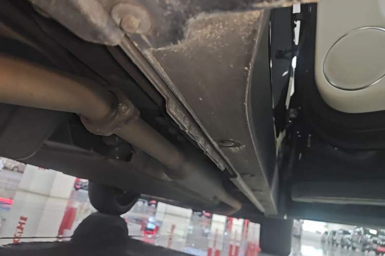 Used Li Auto L9 2022 Max model Right Side Sill