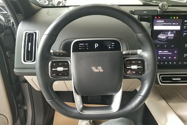 Used Li Auto L9 2022 Max model Steering Wheel