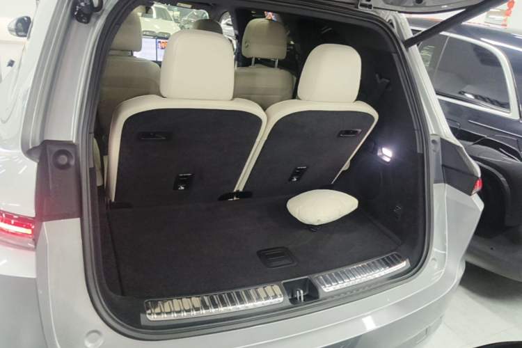 Used Li Auto L9 2022 Max model Trunk