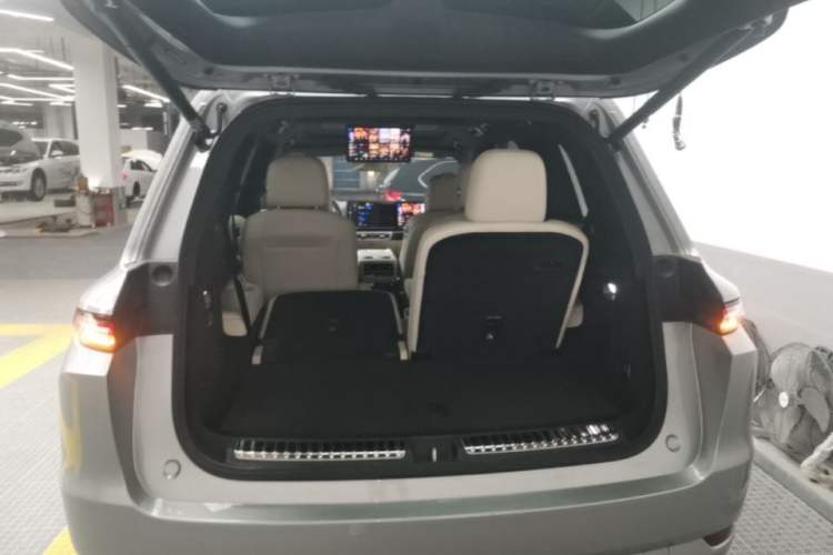 Used Li Auto L9 2022 Max model Trunk