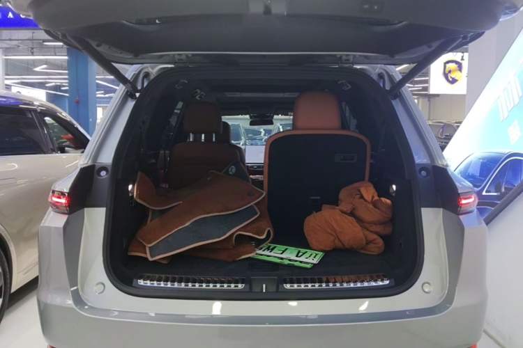 Used Li Auto L9 2022 Max model Trunk