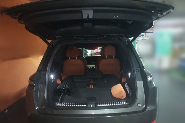 Used Li Auto L9 2022 Max model Trunk
