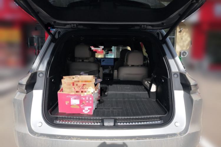 Used Li Auto L9 2022 Max model Trunk