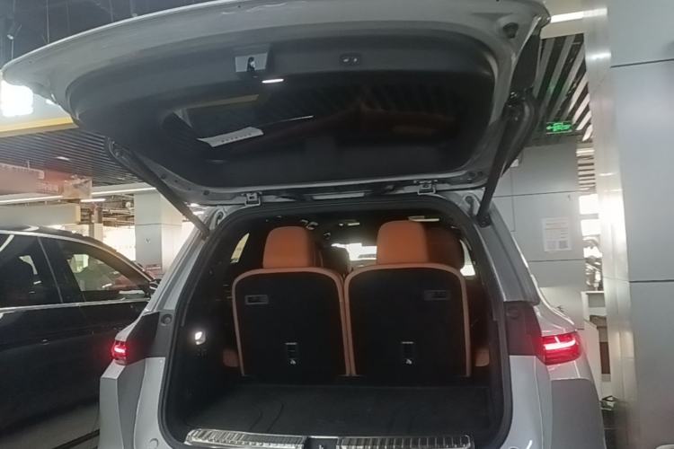 Used Li Auto L9 2022 Max model Trunk