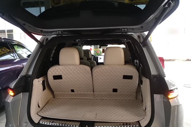 Used Li Auto L9 2022 Max model Trunk