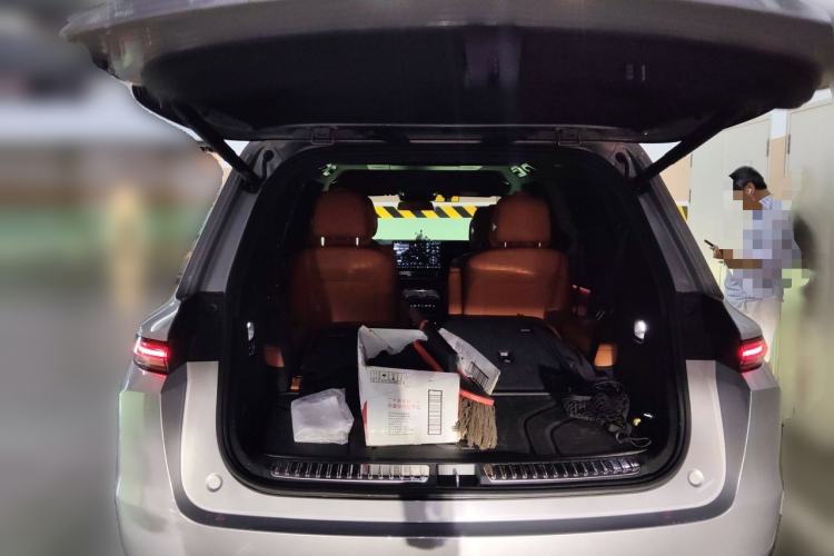 Used Li Auto L9 2022 Max model Trunk