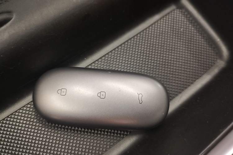 Used Li Auto L9 2022 Max model Vehicle Key