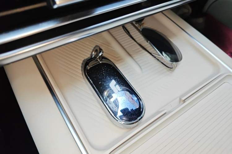 Used Li Auto L9 2022 Max model Vehicle Key