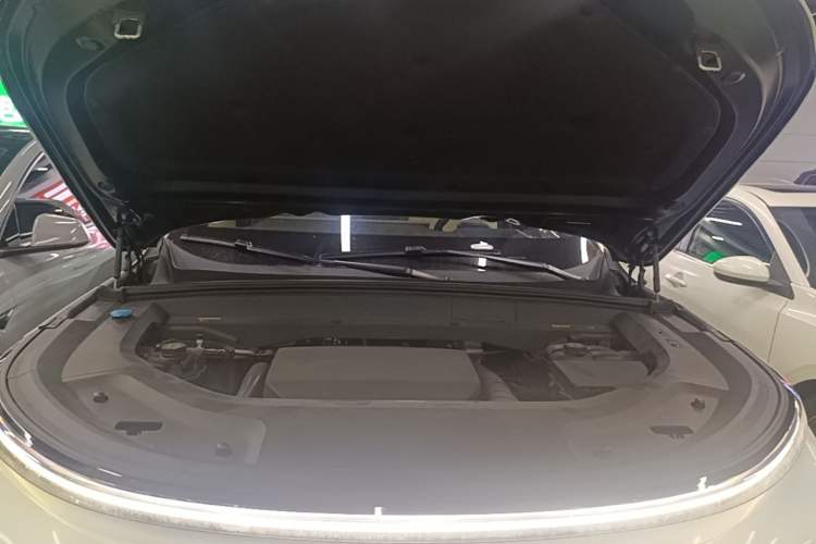 Used Li Auto L9 2022 Max model Engine Bay