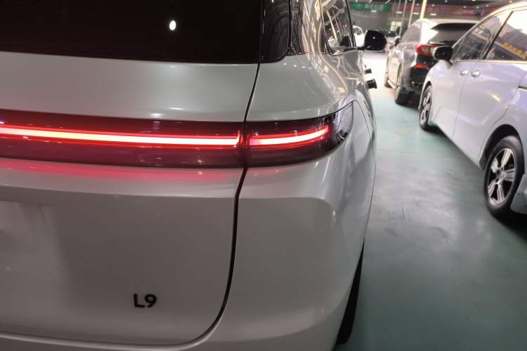 Used Li Auto L9 2022 Max model Exterior 3