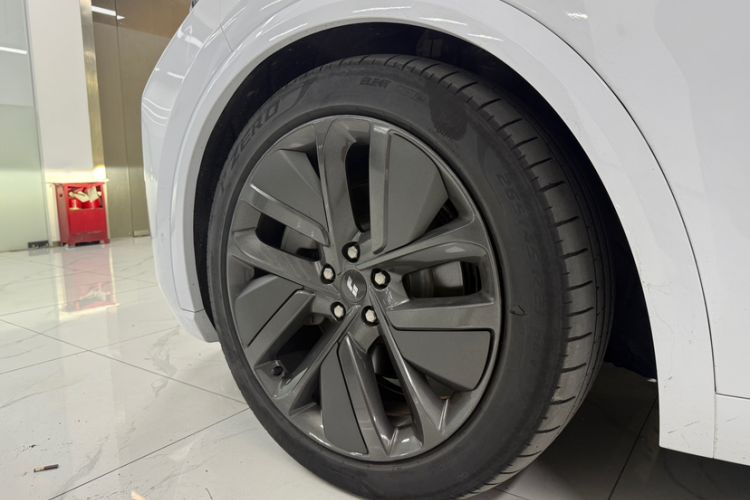 Used Li Auto L9 2022 Max model Exterior 3