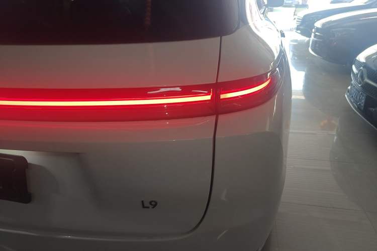 Used Li Auto L9 2022 Max model Exterior 3