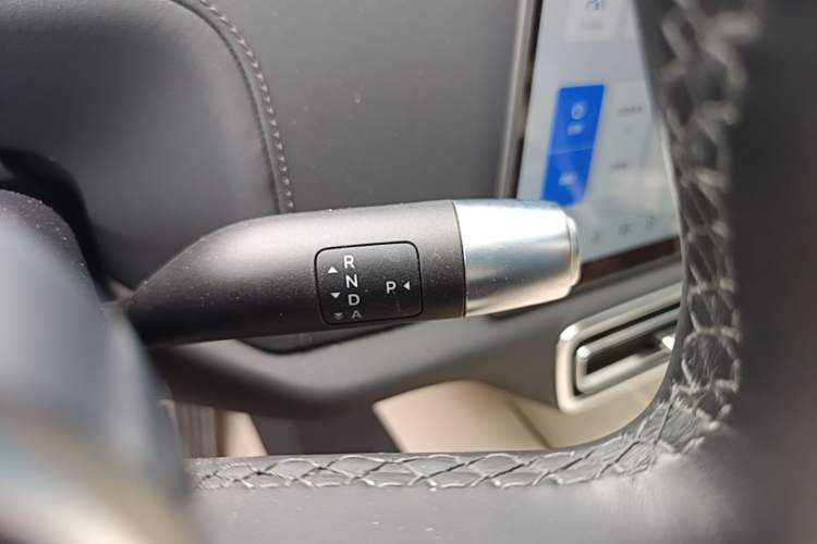 Used Li Auto L9 2022 Max model Gear Lever