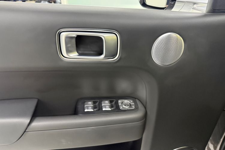 Used Li Auto L9 2022 Max model Interior 6