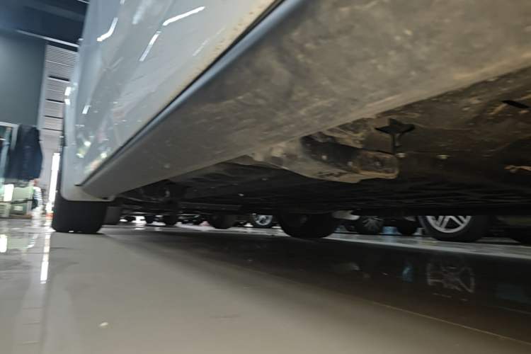 Used Li Auto L9 2022 Max model Left Side Sill