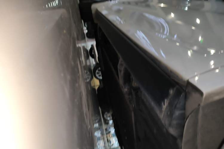 Used Li Auto L9 2022 Max model Left Side Sill