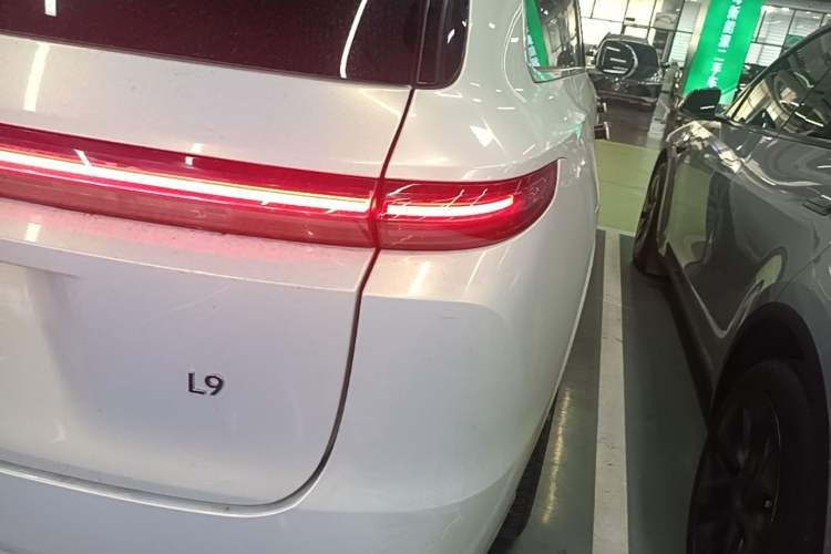 Used Li Auto L9 2022 Max model Right Rear Taillight