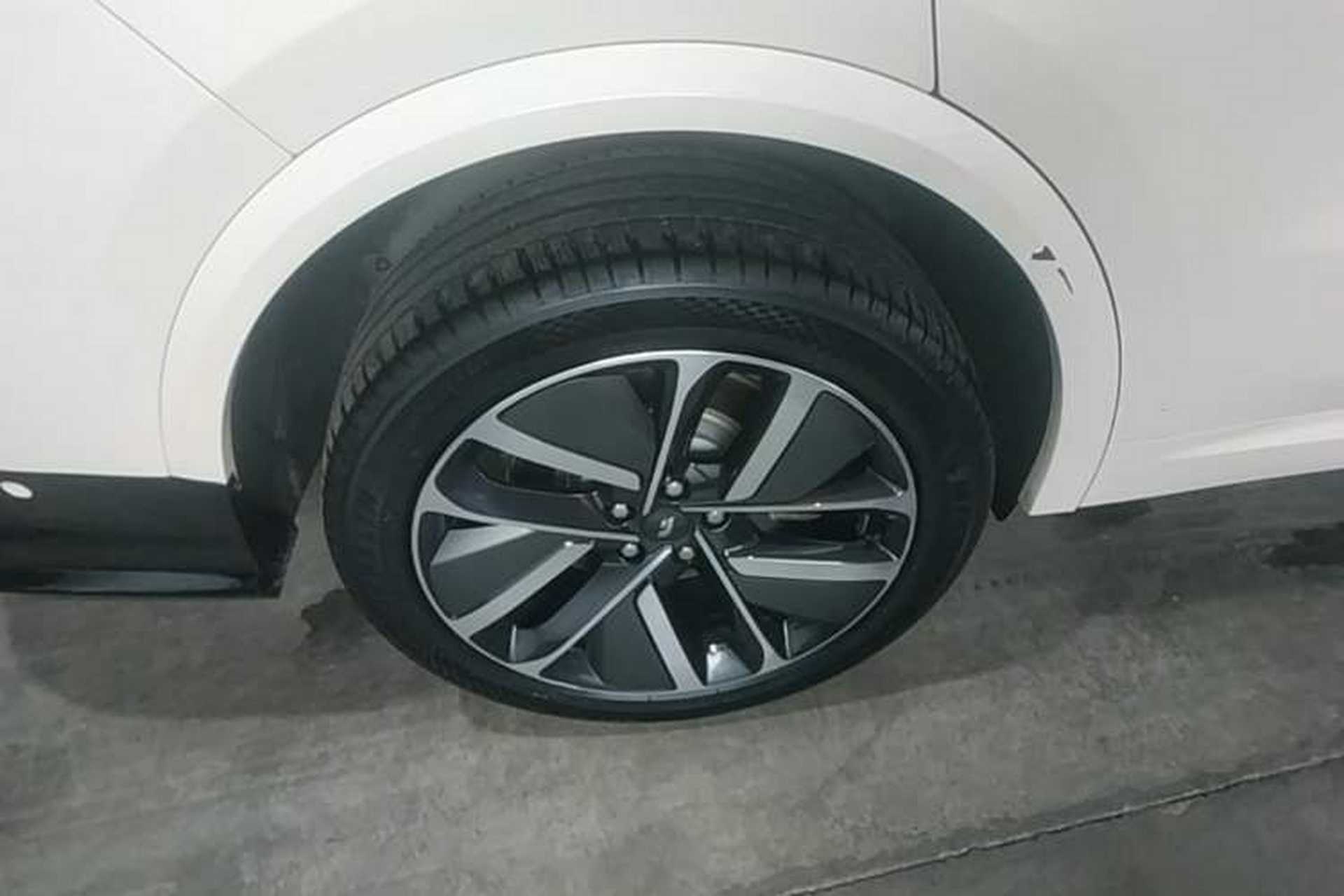 Used Li Auto L9 2022 Max model Right Rear Wheel Hub