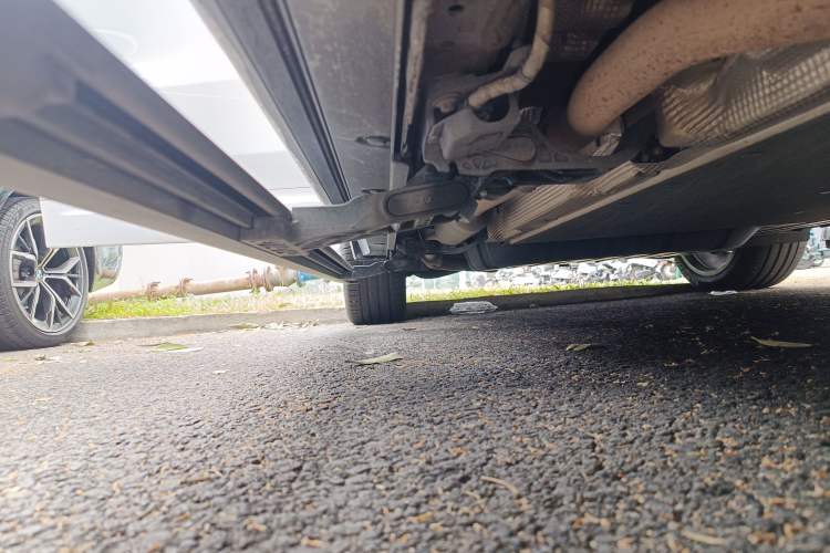 Used Li Auto L9 2022 Max model Right Side Sill