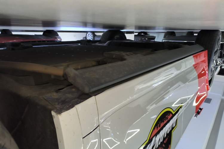 Used Li Auto L9 2022 Max model Right Side Sill