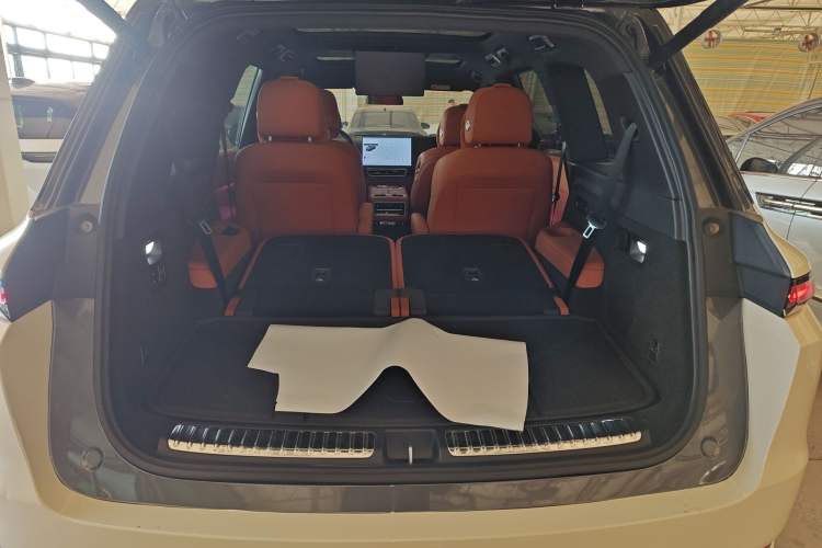 Used Li Auto L9 2022 Max model Trunk