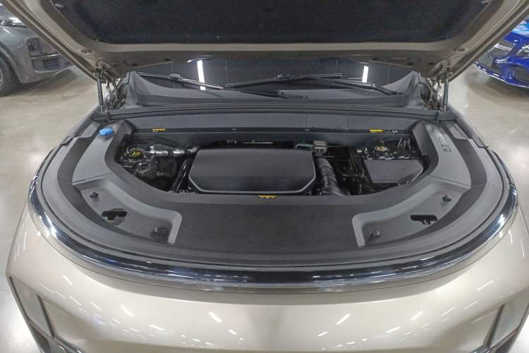 Used Li Auto L9 2022 Max model Engine Bay