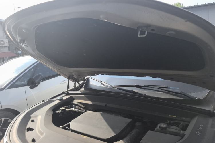 Used Li Auto L9 2022 Max model Engine Bay