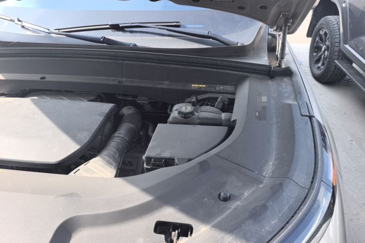 Used Li Auto L9 2022 Max model Engine Bay Left