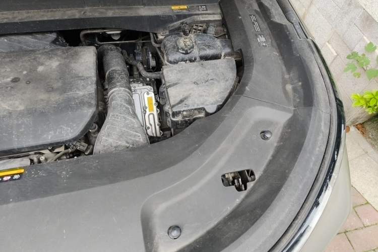 Used Li Auto L9 2022 Max model Engine Bay Left