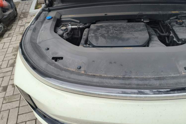 Used Li Auto L9 2022 Max model Engine Bay Right