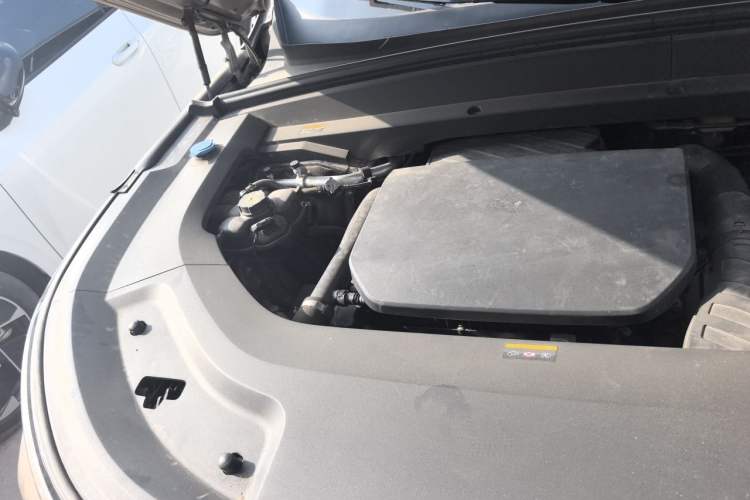 Used Li Auto L9 2022 Max model Engine Bay Right