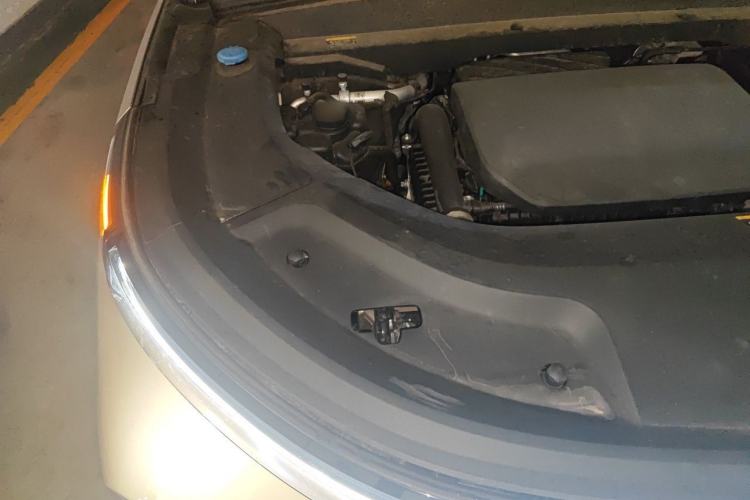 Used Li Auto L9 2022 Max model Engine Bay Right