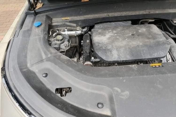 Used Li Auto L9 2022 Max model Engine Bay Right