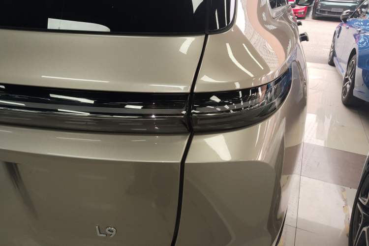 Used Li Auto L9 2022 Max model Exterior 3