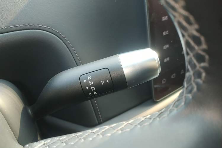 Used Li Auto L9 2022 Max model Gear Lever