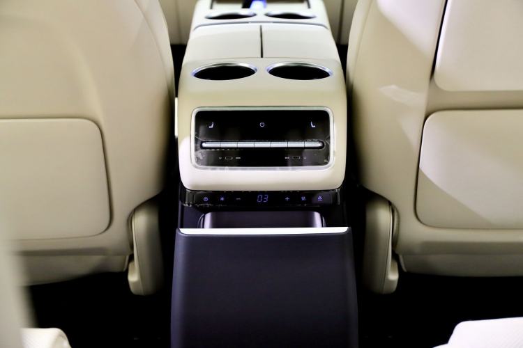 Used Li Auto L9 2022 Max model Interior 5