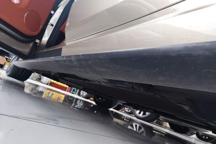 Used Li Auto L9 2022 Max model Left Side Sill
