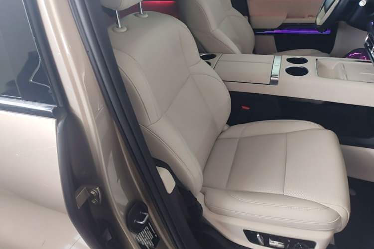 Used Li Auto L9 2022 Max model Right Front Seat