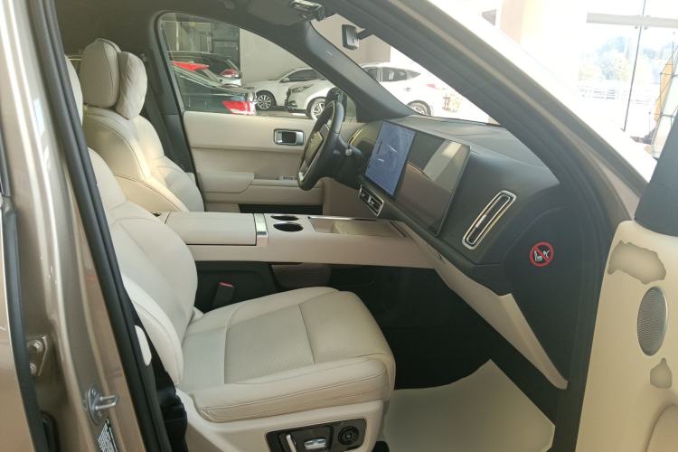 Used Li Auto L9 2022 Max model Right Front Seat