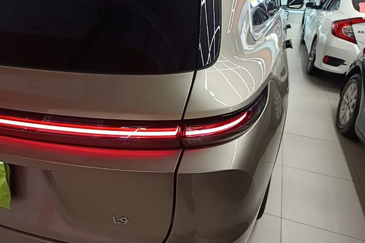 Used Li Auto L9 2022 Max model Right Rear Taillight
