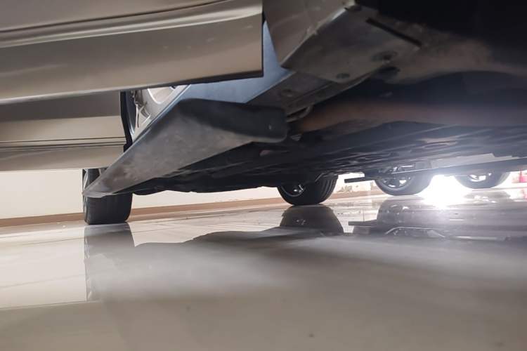 Used Li Auto L9 2022 Max model Right Side Sill