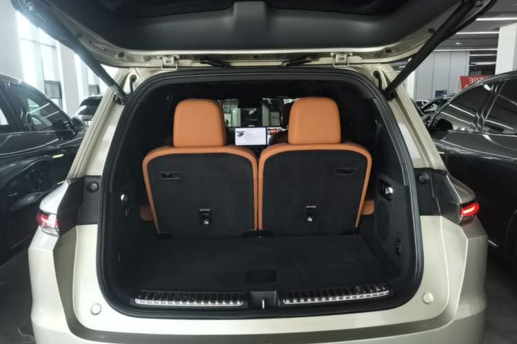 Used Li Auto L9 2022 Max model Trunk